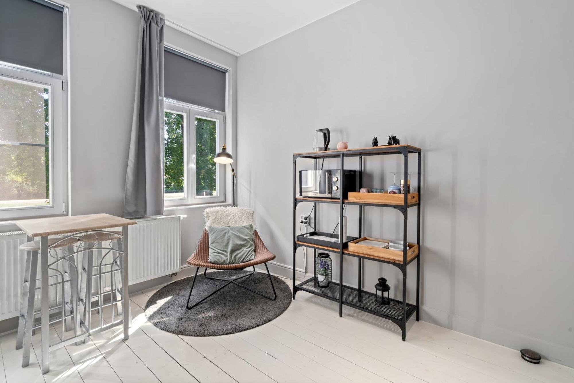 Spacious Guest Suites Near Historic Market - 5 Min Walk Брюж Екстериор снимка